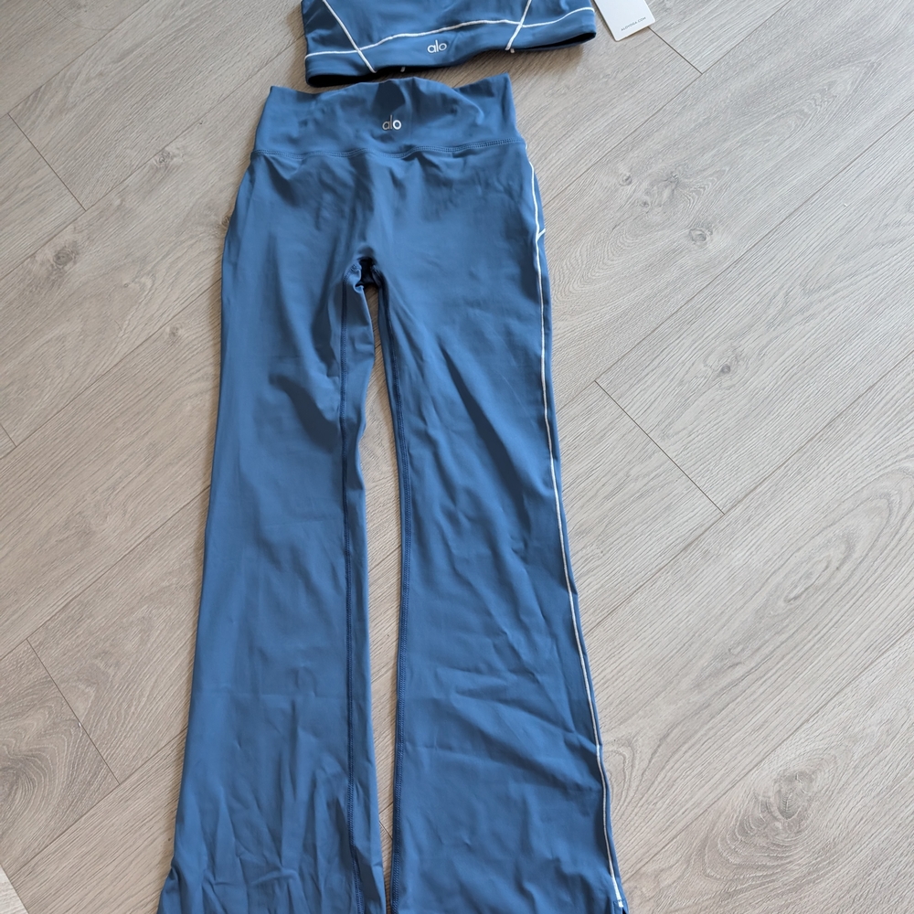 Alo Yoga Blue Workout Set